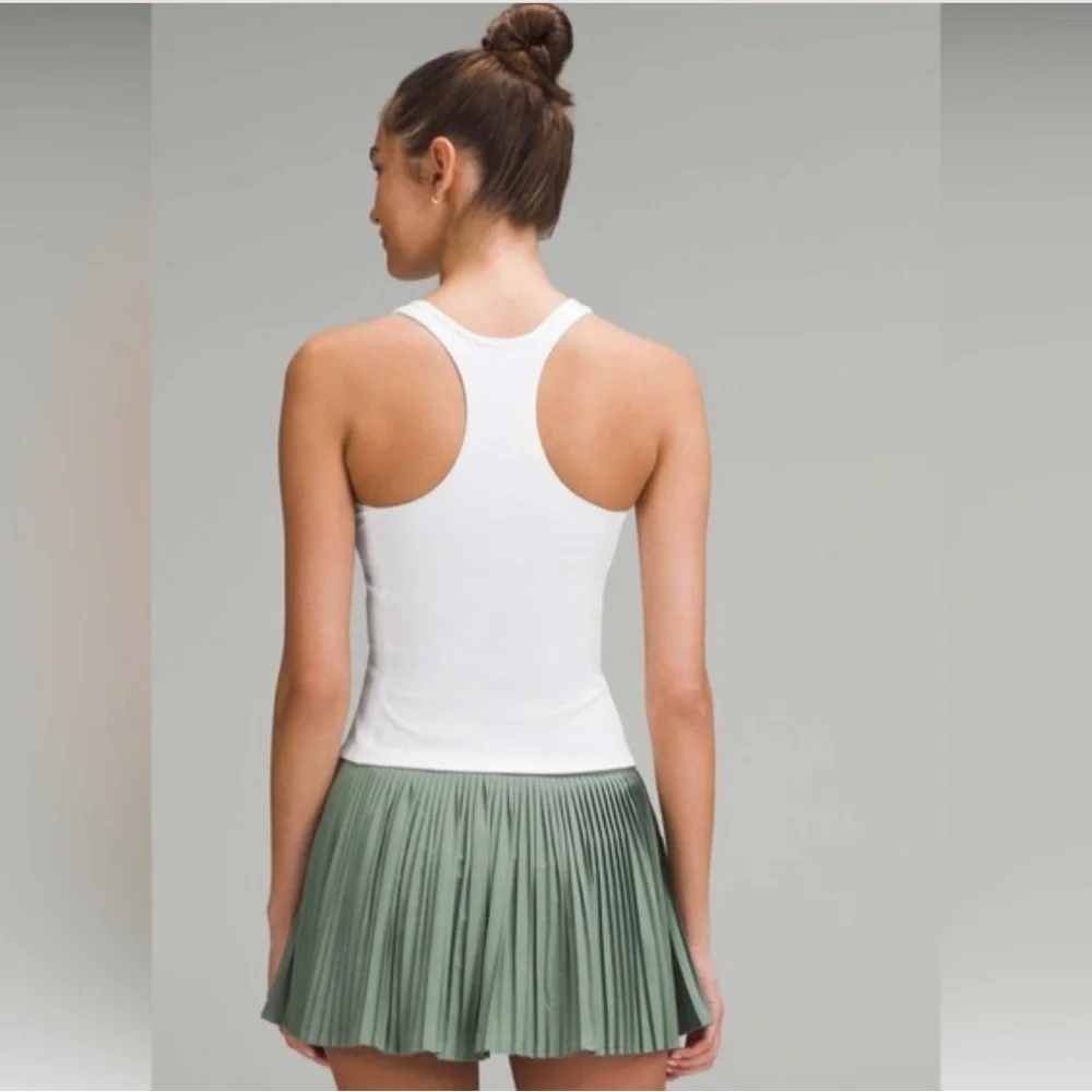 New Lululemon waist length V-neck tennis tank - Picture 5 of 13
